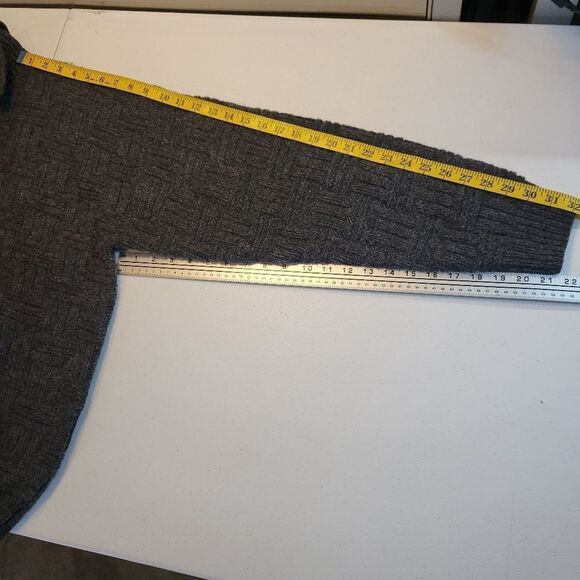 Northern Isles Knitted by Hand Gray Wool Vintage Sweater With Collar Medium - Picture 11 of 11